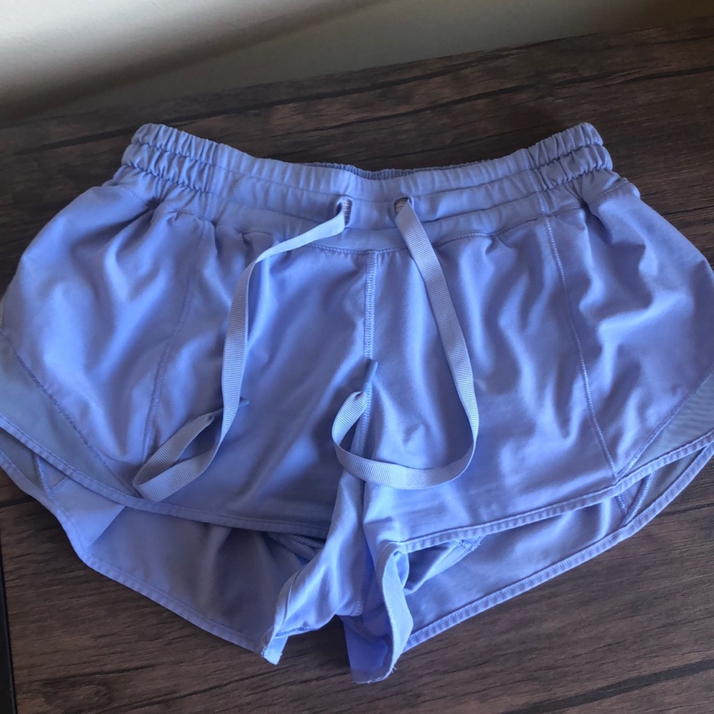 Lululemon Hotty hot short 2.5”